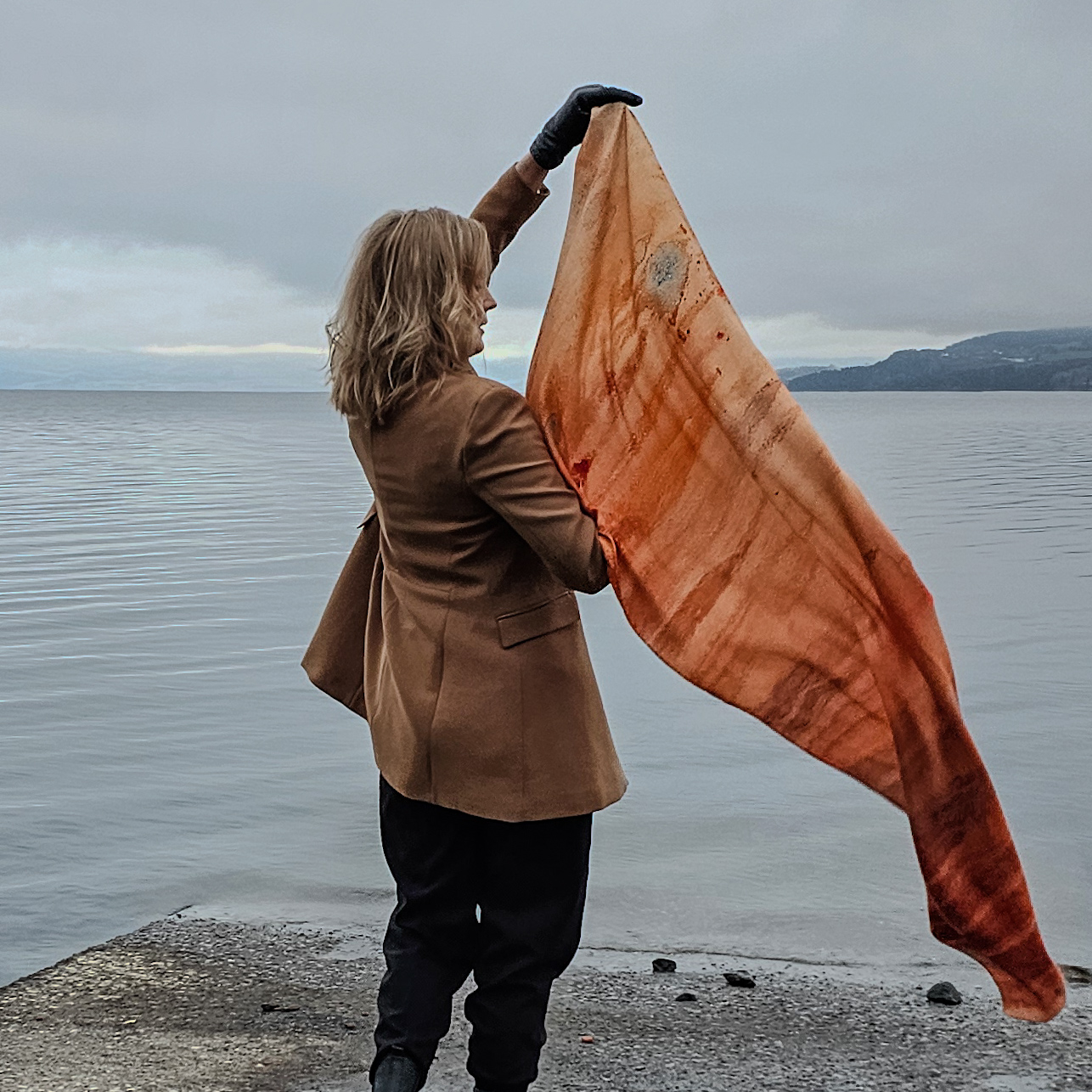 Skjerf i ull og silke Sunset coral - Bilde 3