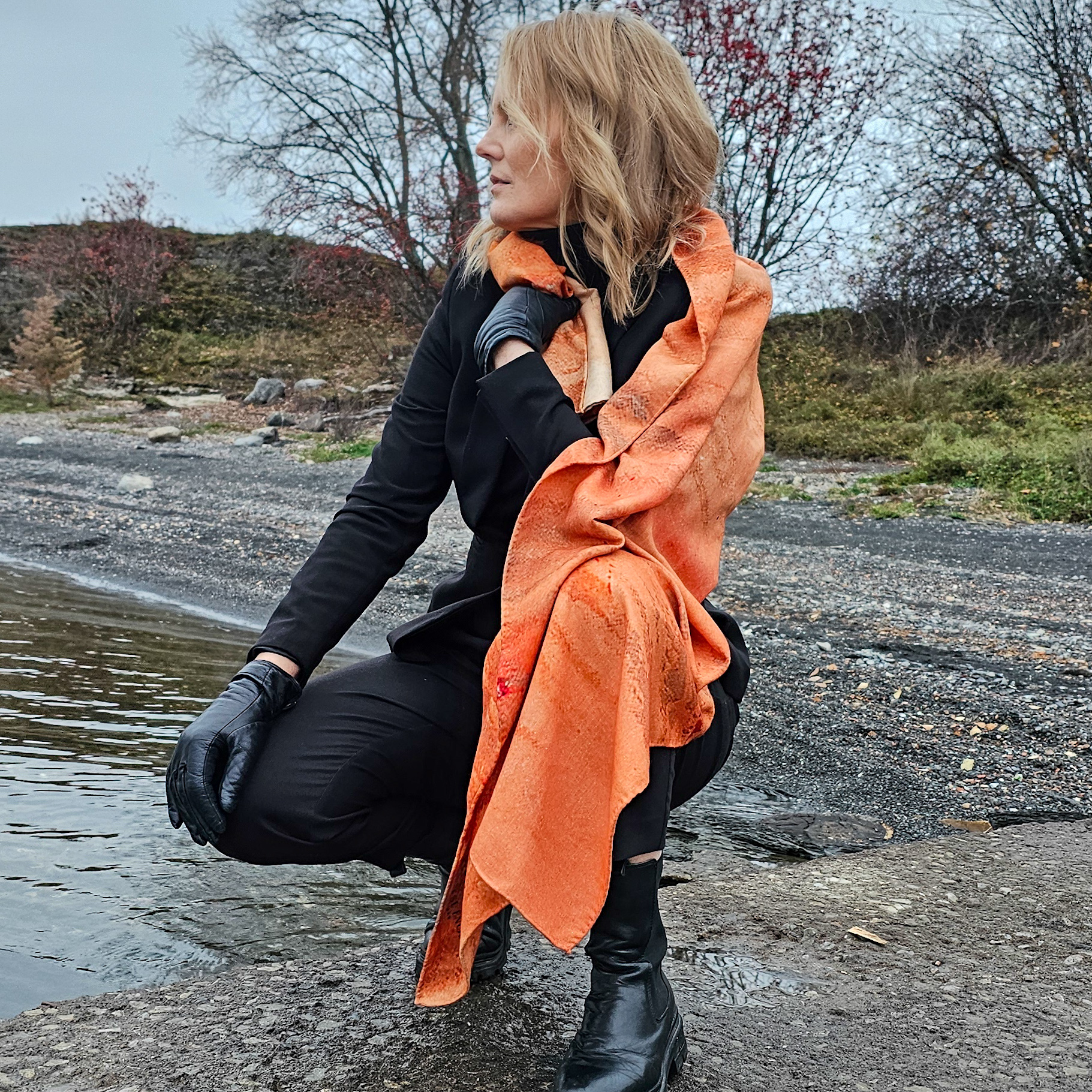 Skjerf i ull og silke Sunset coral - Bilde 4