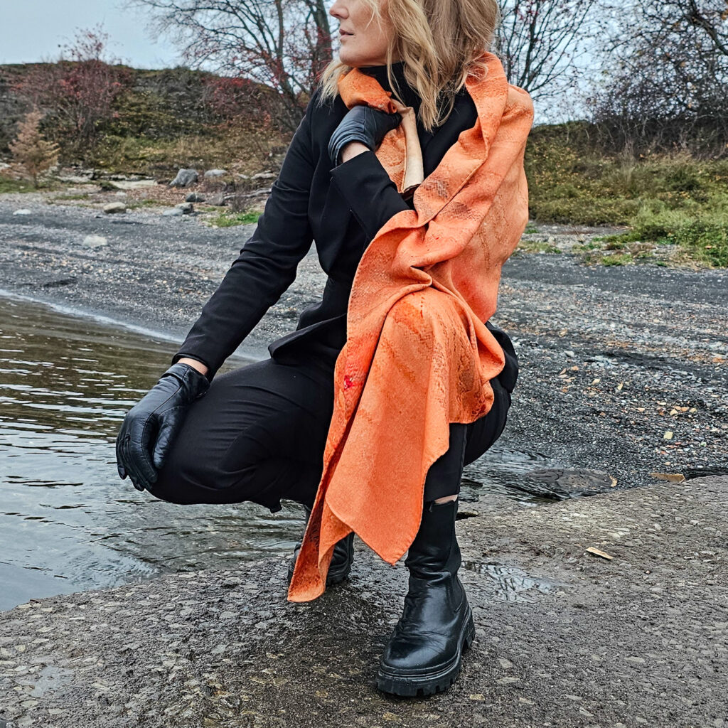 Skjerf i ull og silke Sunset coral
