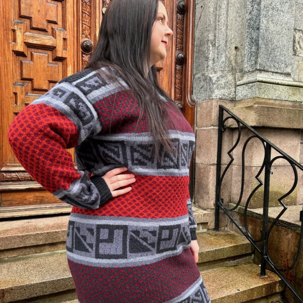 Strikkeskatt nr. 501 Folkloregenser/kjole