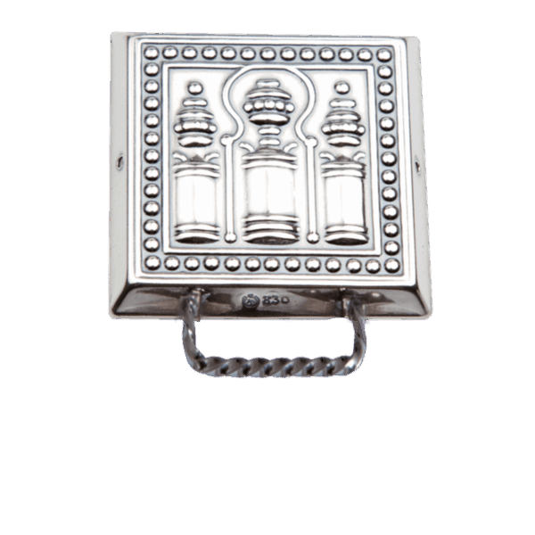 Veskestøl stor med kort hempe, oksidert