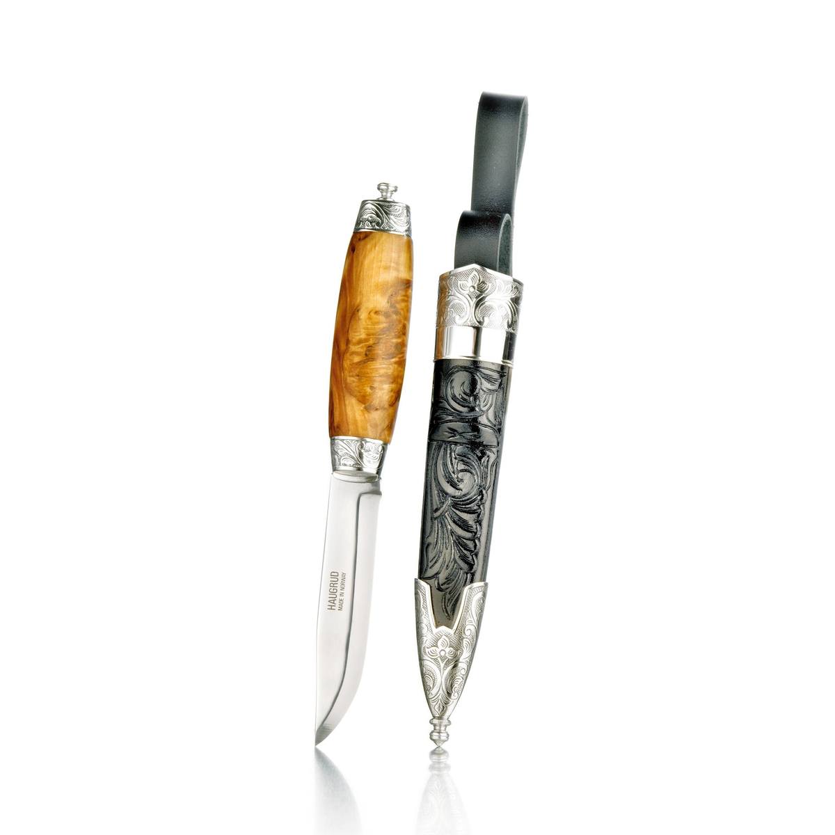 Bunadskniv med handskåren slire, Haugrud 72A - Bilde 1