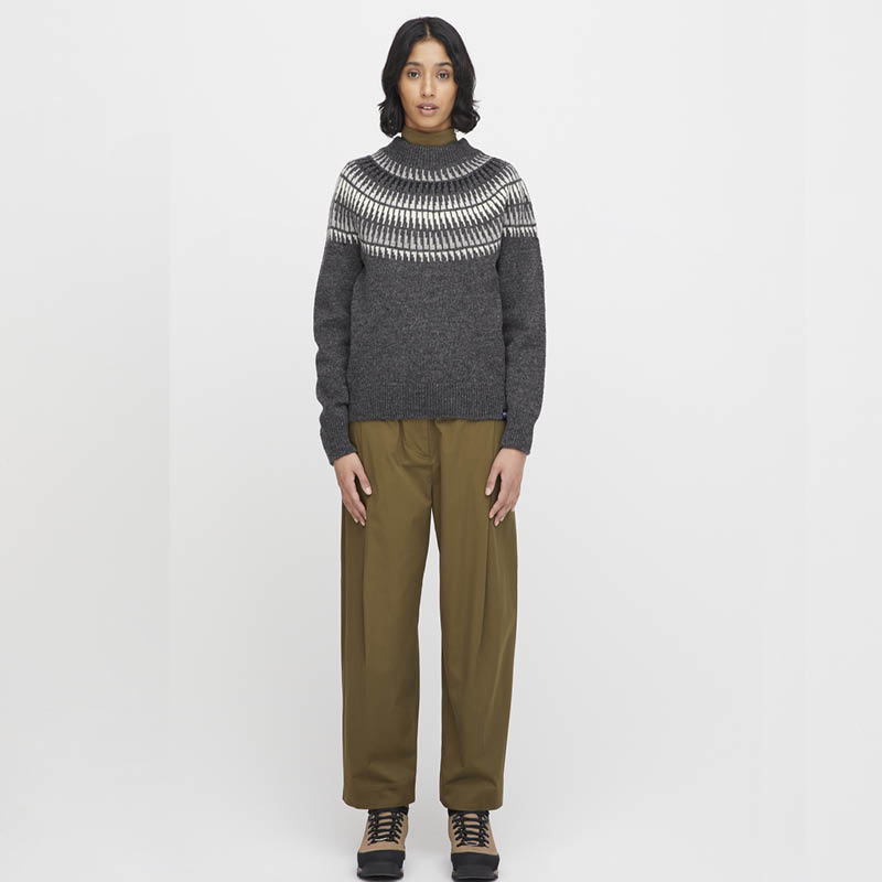 Spiret rundfelt genser - Bilde 5