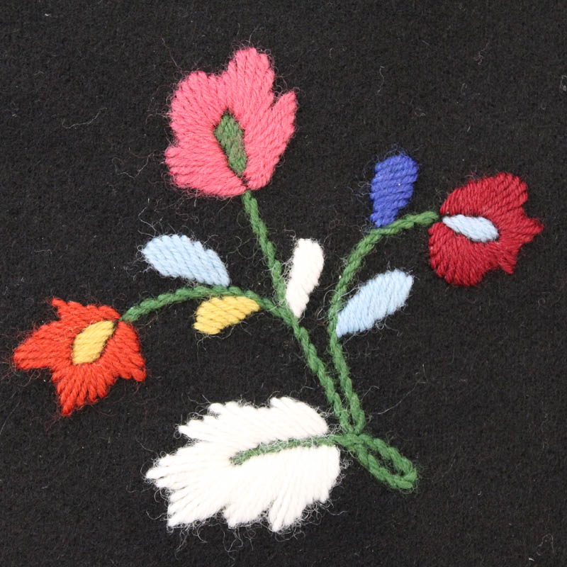 MATERIALPAKKE BRODERIPRØVE VEST-AGDERBUNAD - Bilde 3