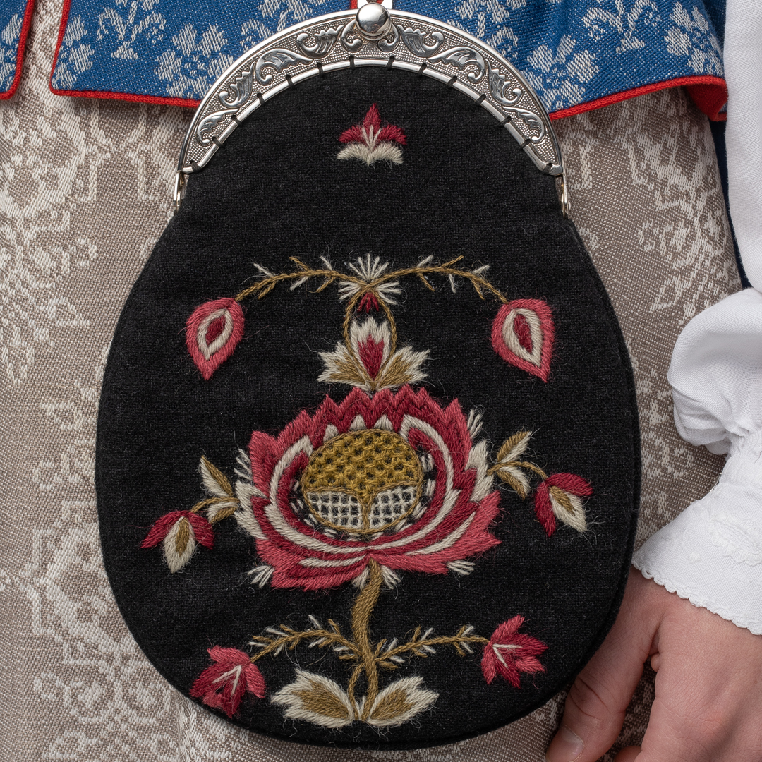 VESKE TIL DAME TRØNDERBUNAD - Bilde 3