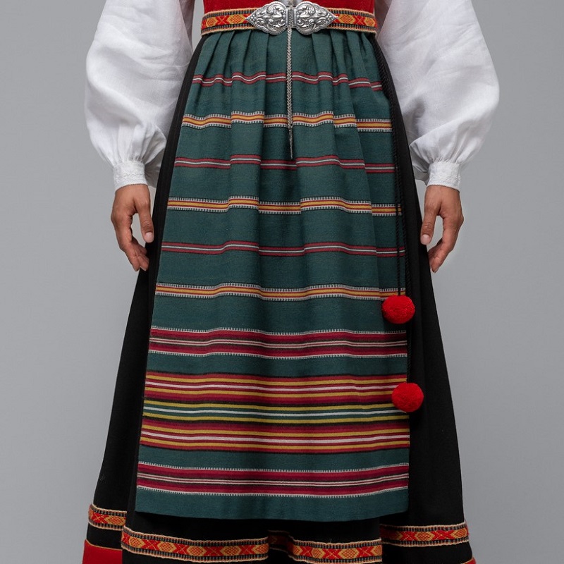 Materialpakke vevd forkle til Vestfold Husflidslags kvinnebunad 56 mod - Bilde 4