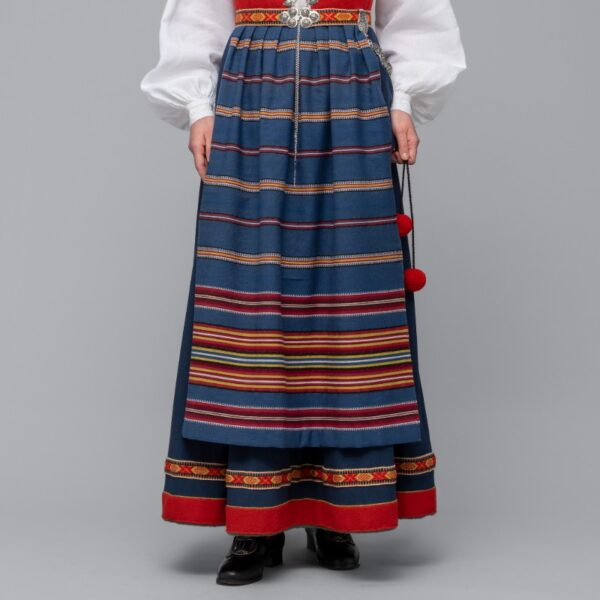 Materialpakke vevd forkle til Vestfold Husflidslags kvinnebunad 56 mod