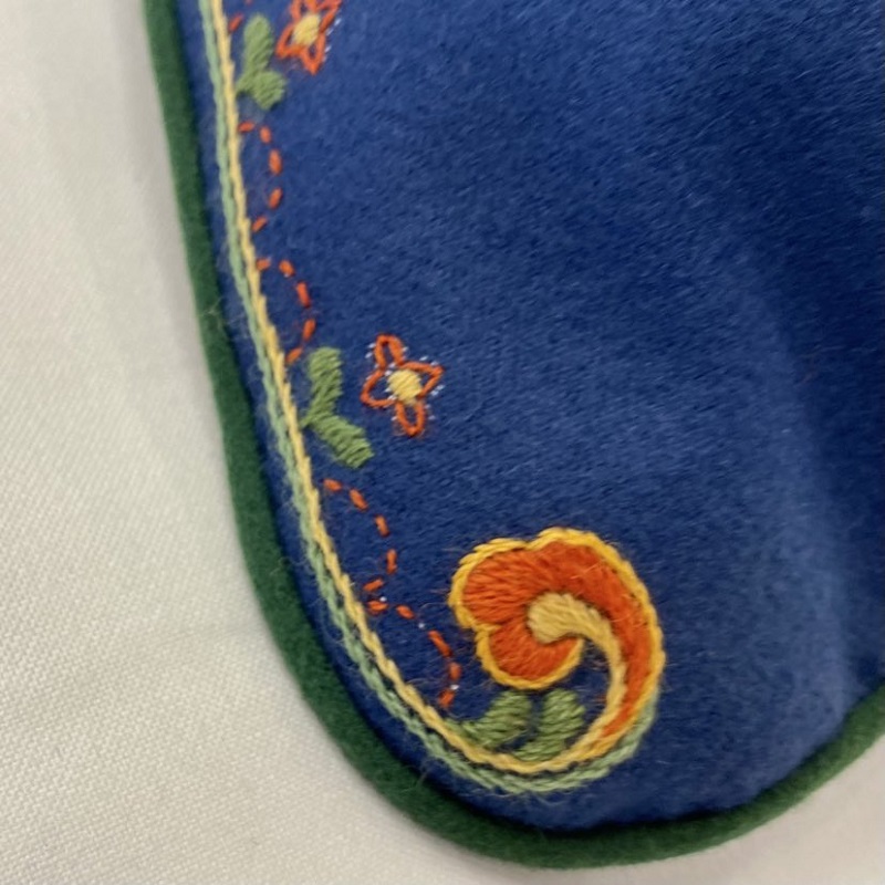 Materialpakke lue til Vestfold Husflidslags kvinnebunad 32 mod - Bilde 5