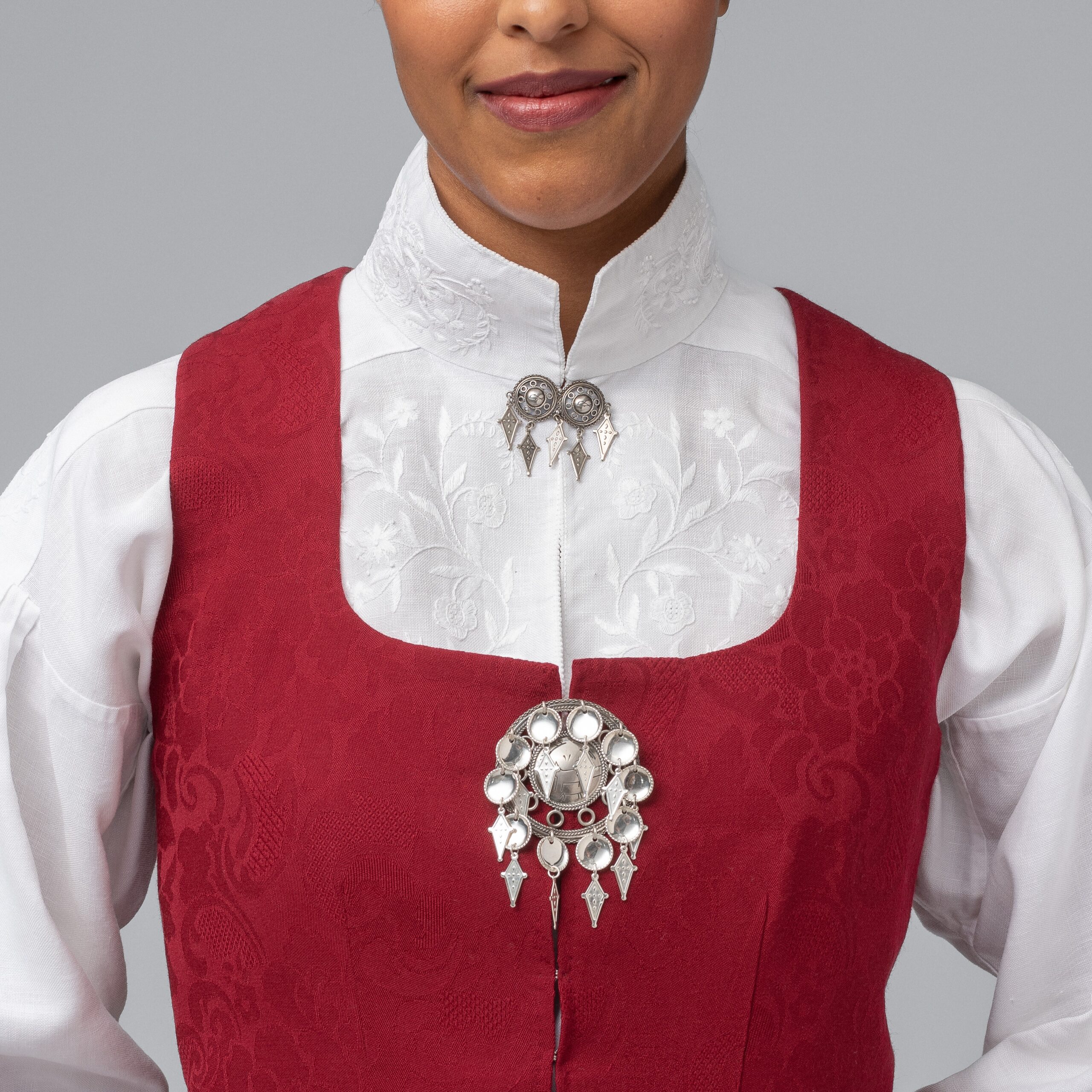 Materialpakke, skjorte til Balsfjordbunaden - Bilde 3