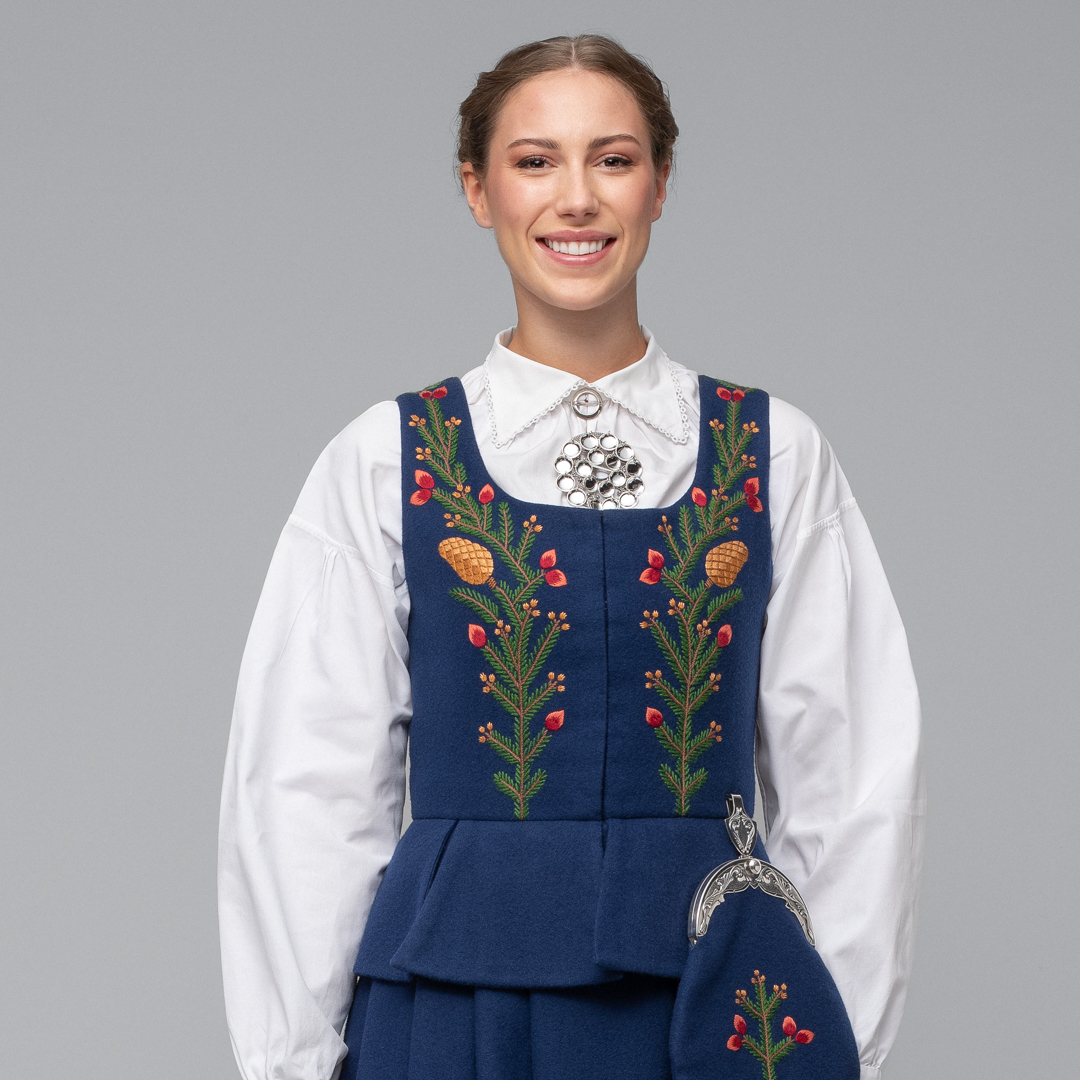 Ådalsbunaden - Bilde 1