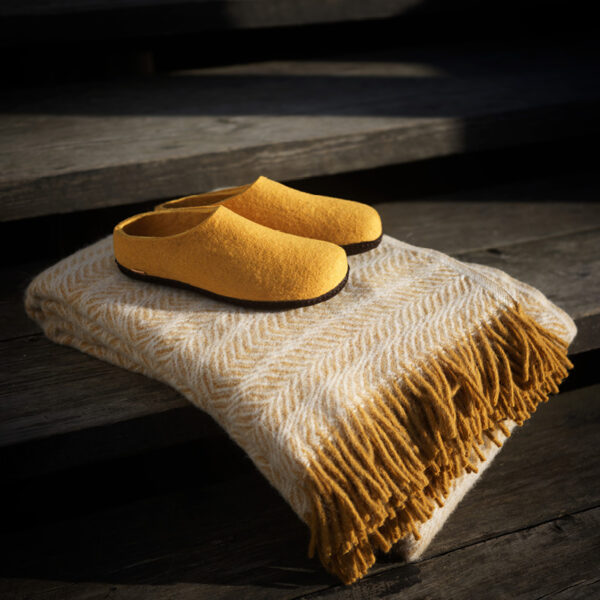 Baatar Basic - Ochre