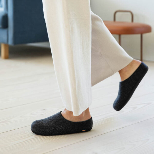 Baatar Rough - Charcoal