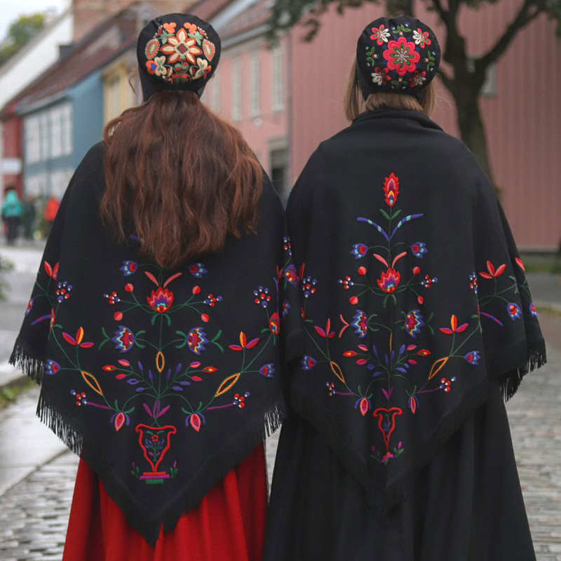 Materialpakke sjal som kan brukes til Trønderbunad - Bilde 3