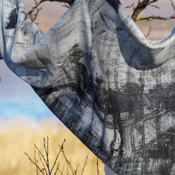 Skjerf OVER THE SEVEN SEAS/ BLACK AND WHITE