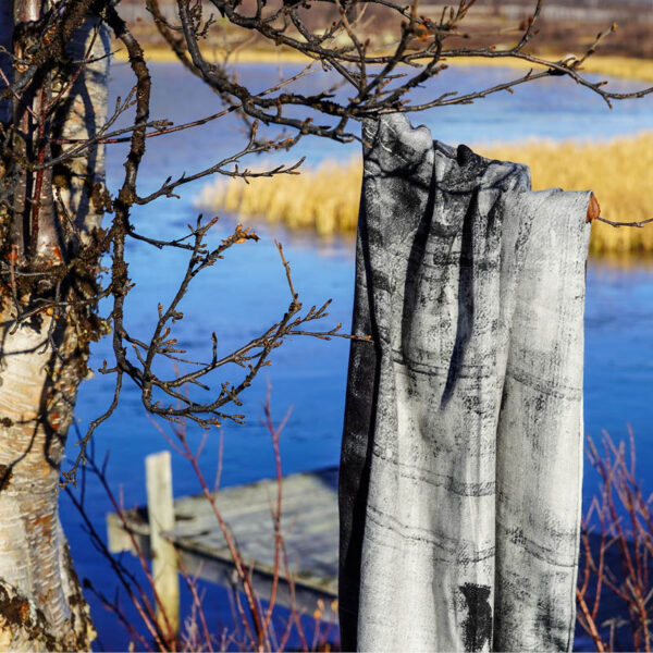 Skjerf OVER THE SEVEN SEAS/ BLACK AND WHITE