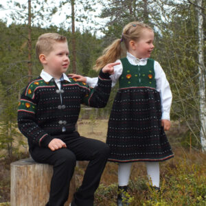 Strikkepakke Finkofta fra Ringerike Barn - Bilde 2