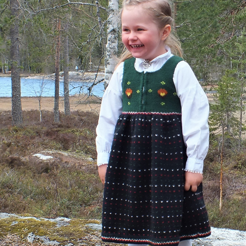 Strikkepakke Finstakken fra Ringerike Barn - Bilde 1