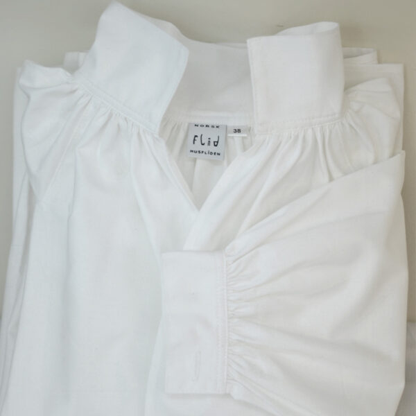 Bunadskjorte dame, lin (uten nupperelle)