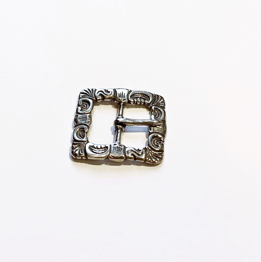 EIDNES KNESPENNE - Bilde 1