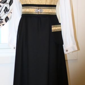 <h1>Elisabeth-drakt i gull</h1>