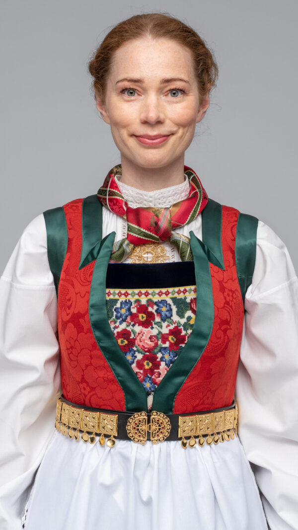 Fana dame og herrebunad