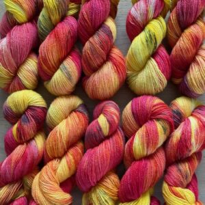 MIDNATTSOL – Håndfarget Finull 100g - Bilde 2