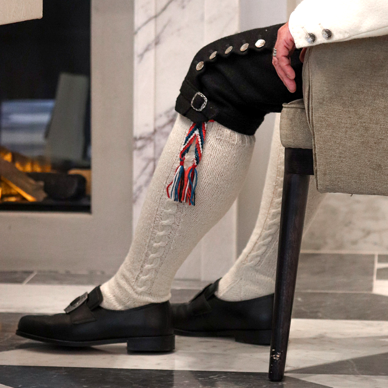 HOSEBÅND TIL HERRE TRØNDERBUNAD - Bilde 1