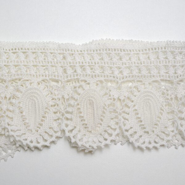 Ferdig Heklekant til Balsfjordbunaden