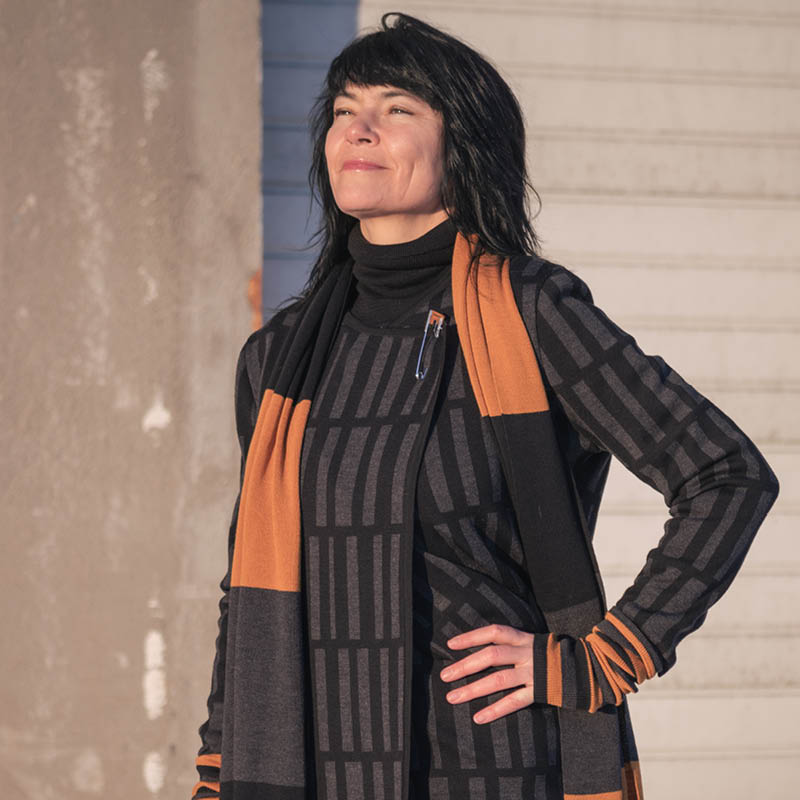 Sjal sort/grå/oker fra DUODU - Bilde 1