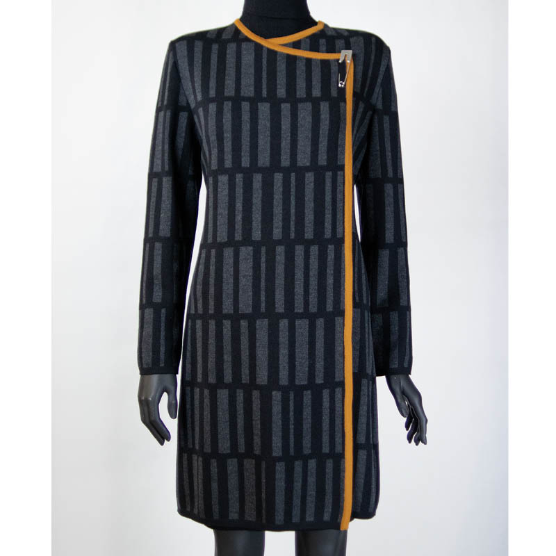 Lang jakke sort/grå med kant i oker - Bilde 1