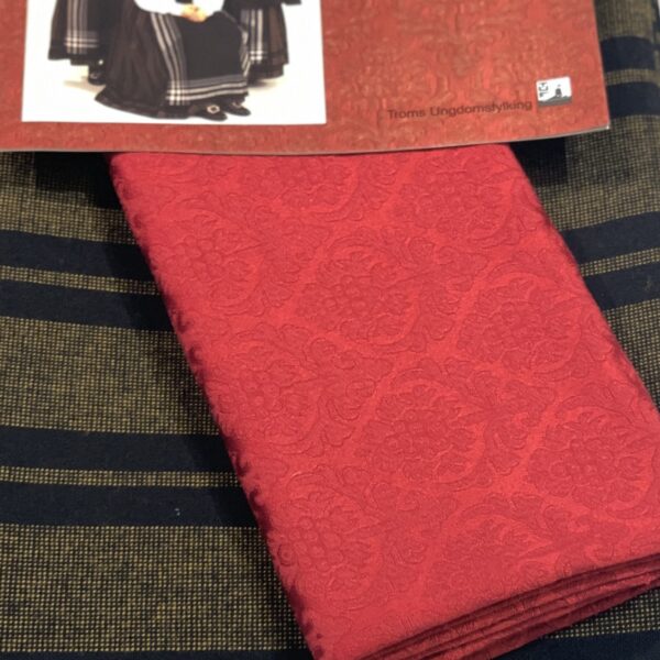 MATERIALPAKKE, RØD-RØD VEST TIL TROMSBUNADEN FOR KVINNER