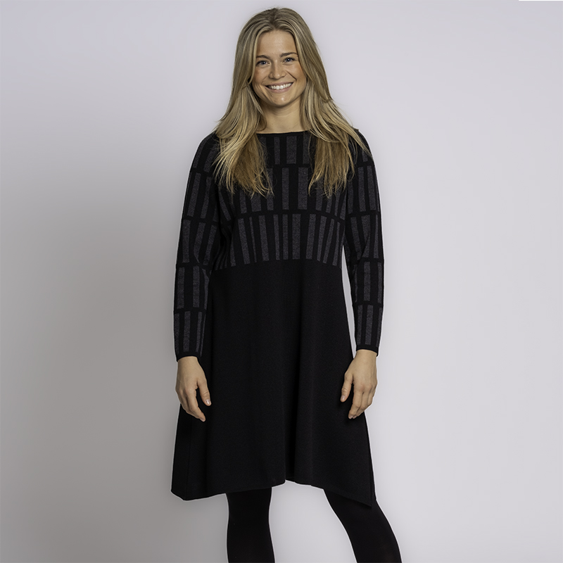 Kjole Wibeke i 100% ull - Bilde 3