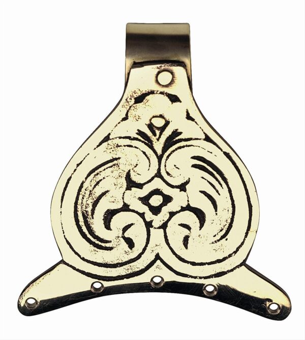 <p>Lommekrok brukes på lommen til jentebunad