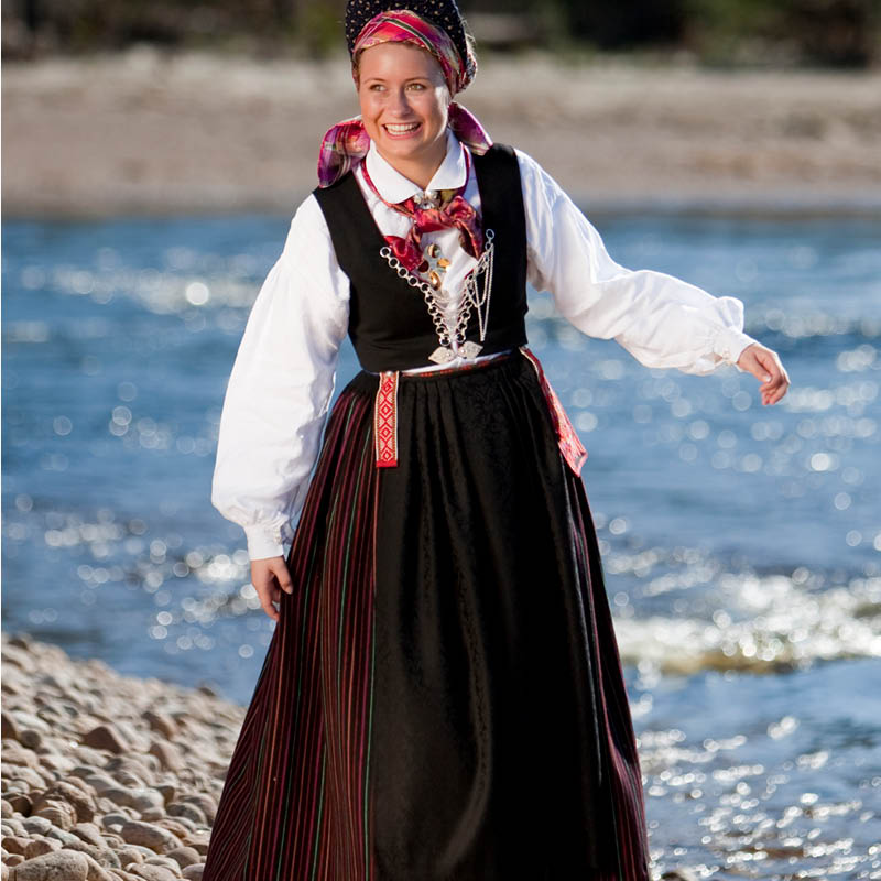 MATERIALPAKKE ULLDAMASKFORKLE VEST-AGDERBUNAD - Bilde 1