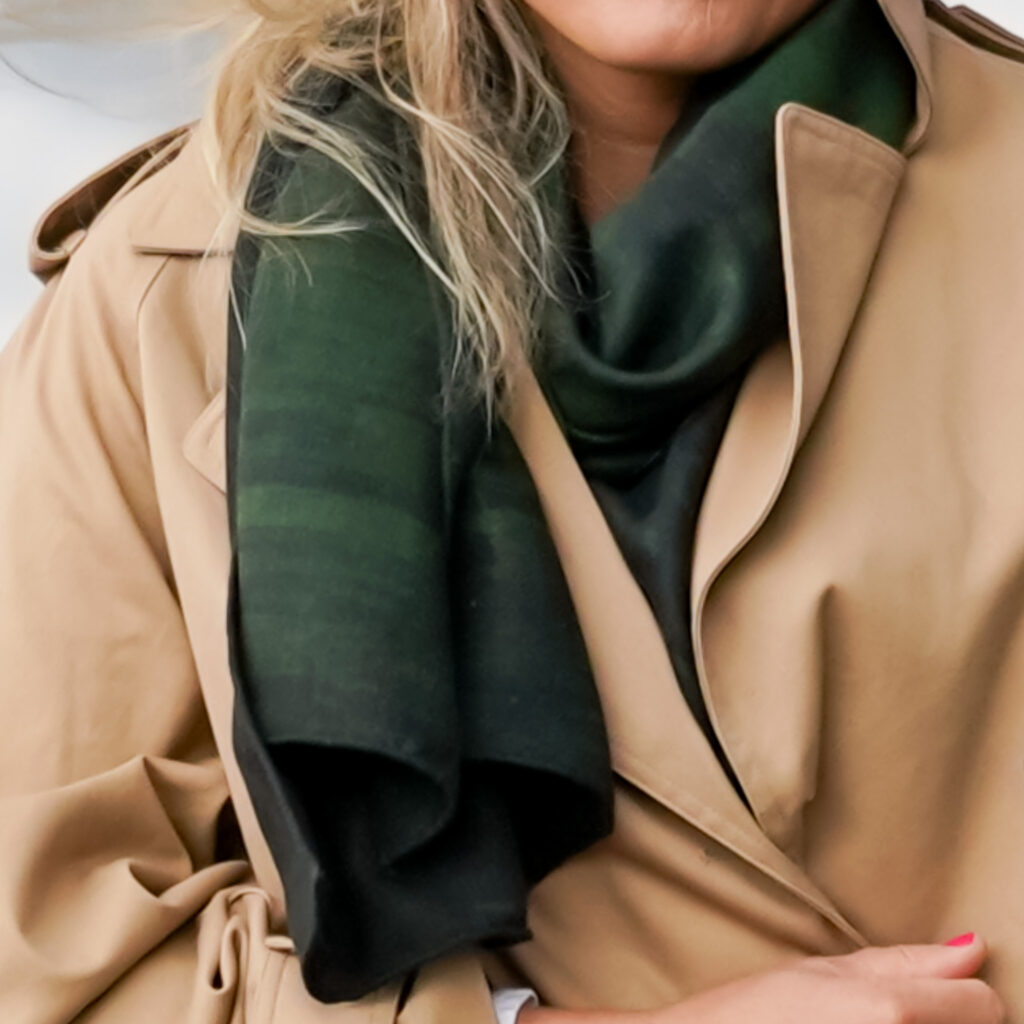 Skjerf Over the seven seas dark green