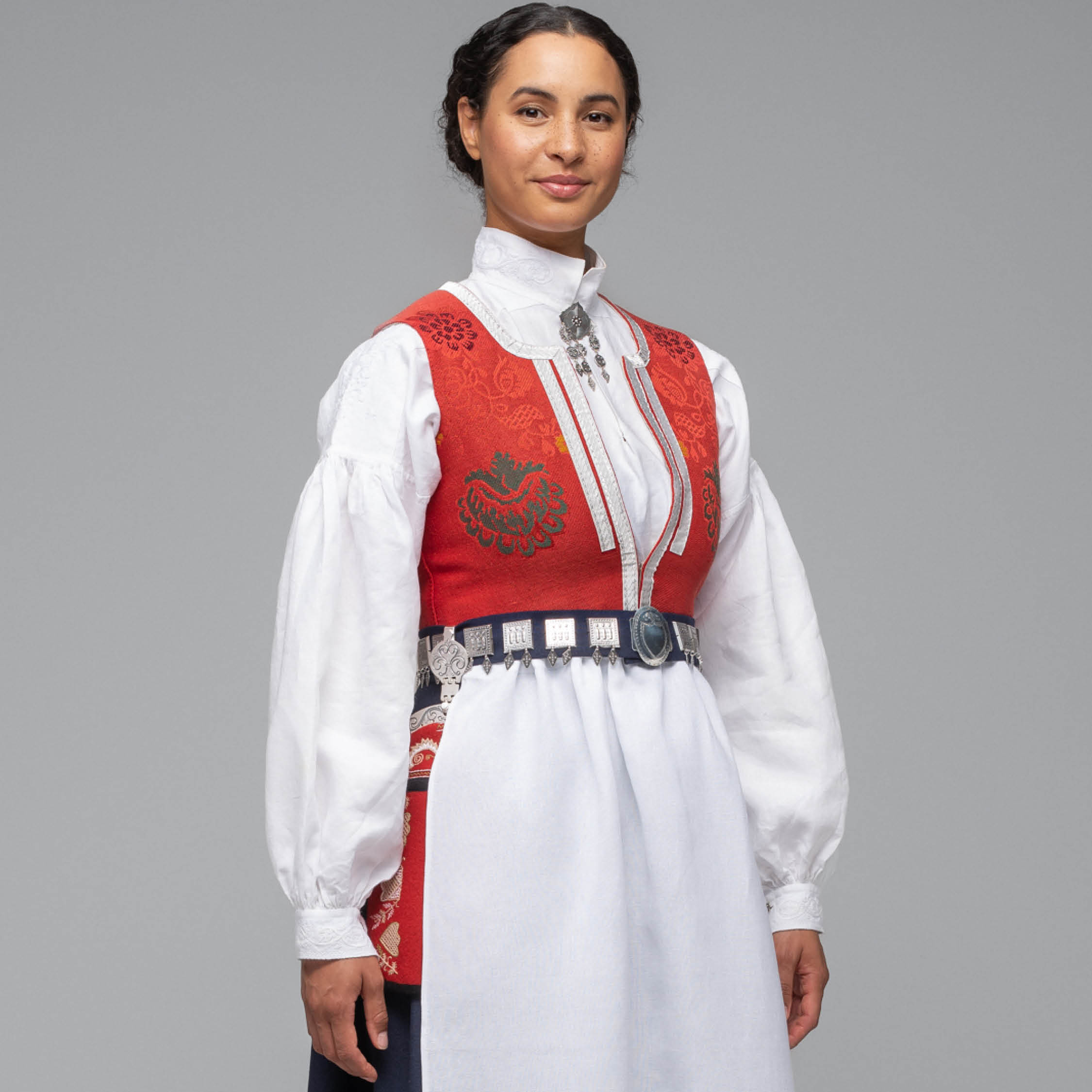 MATERIALPAKKE STAKK TIL NORDMØRSBUNAD - Bilde 1