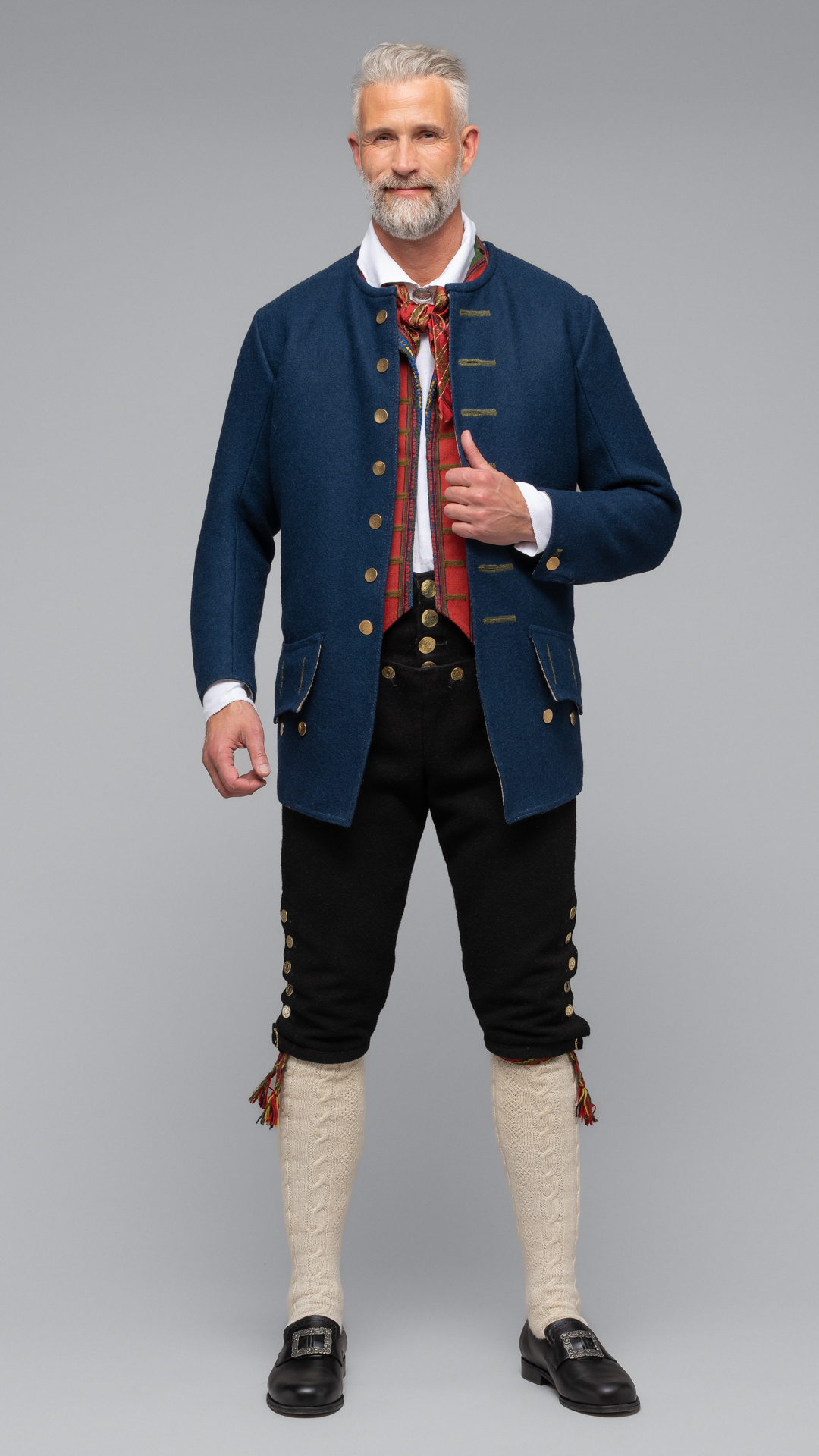 Rekonstruert bunad fra Oppdal 1790-modell - Bilde 6