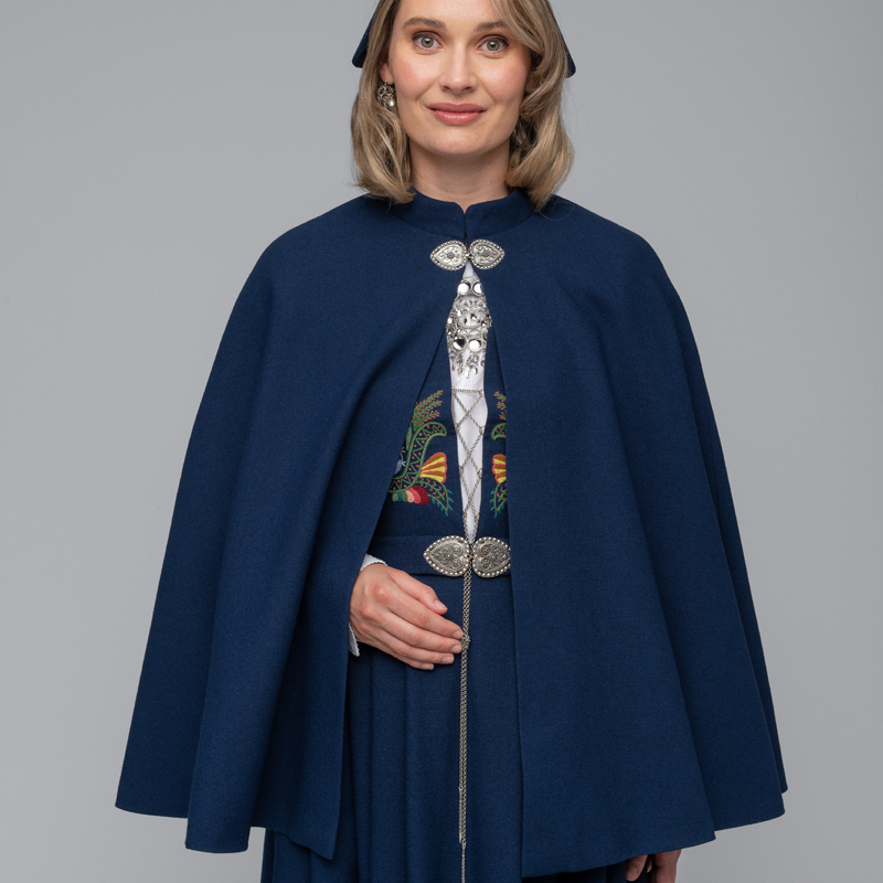 CAPE TIL RINGERIKSBUNAD - Bilde 1