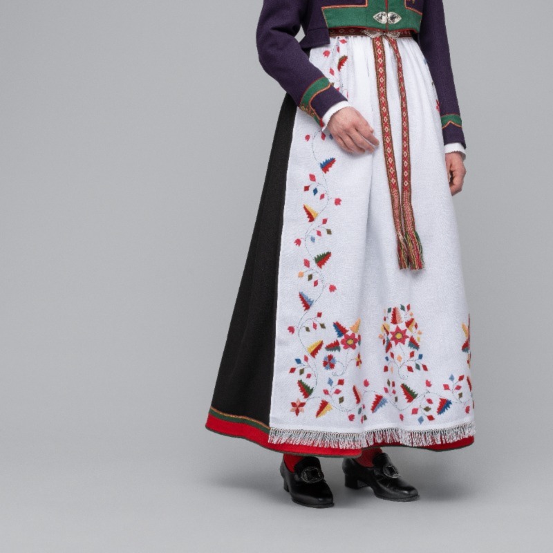 Materialpakke stakk til Åmlibunad - Bilde 1