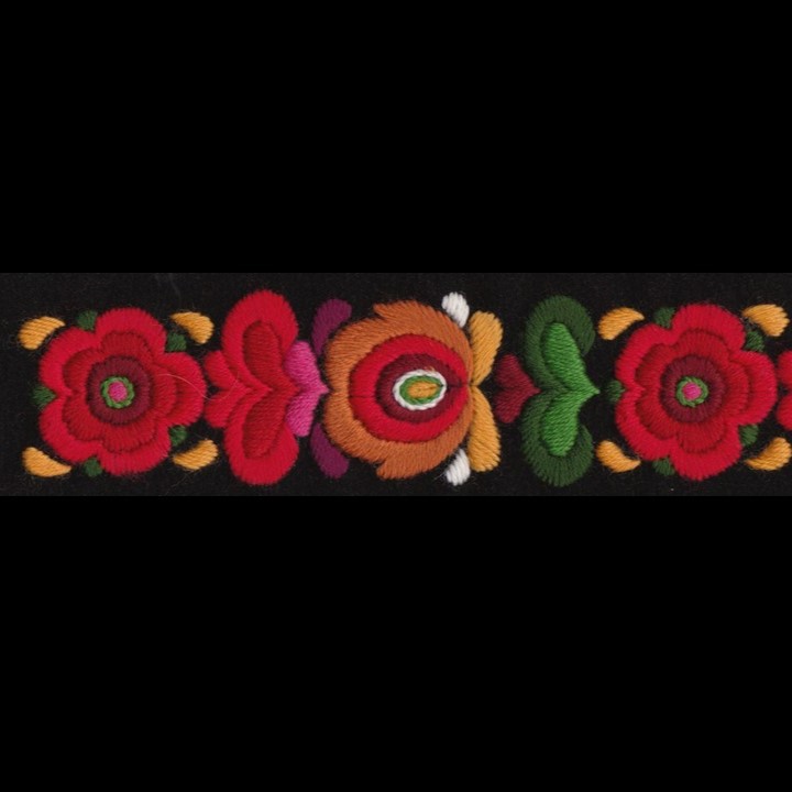 Broderingspakke til barnebunad fra Nedre Hallingdal - Bilde 3