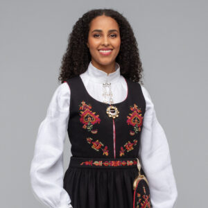 Kvinnebunad fra Sykkylven 2