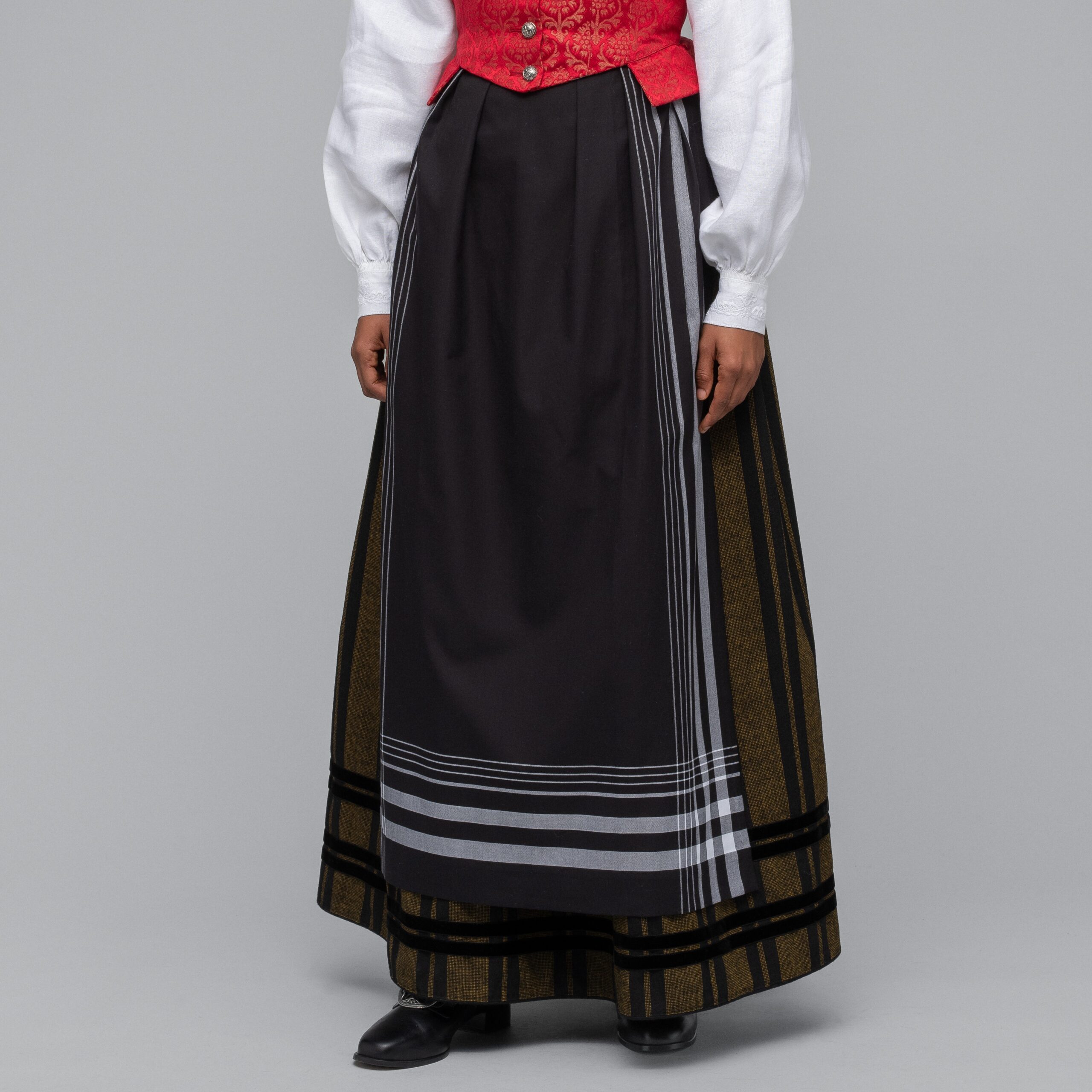 MATERIALPAKKE FORKLE TIL TROMSBUNADEN FOR KVINNER - Bilde 1