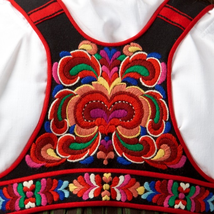 Broderingspakke til Gol I m/omslagsliv - Bilde 2