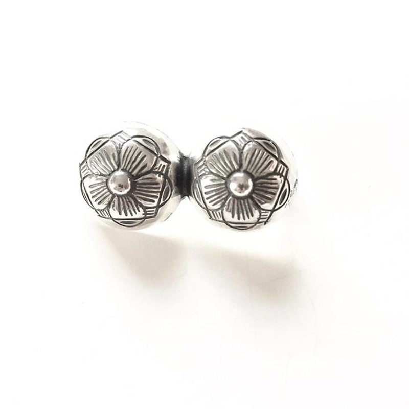 Halsknapp med nål - Bilde 1