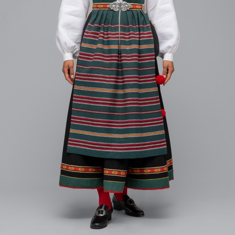 Materialpakke vevd forkle til Vestfold Husflidslags kvinnebunad 56 mod - Bilde 1